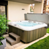 СПА бассейн Jacuzzi J-335 (214x214x94см) - wod-mir.ru - Екатеринбург 